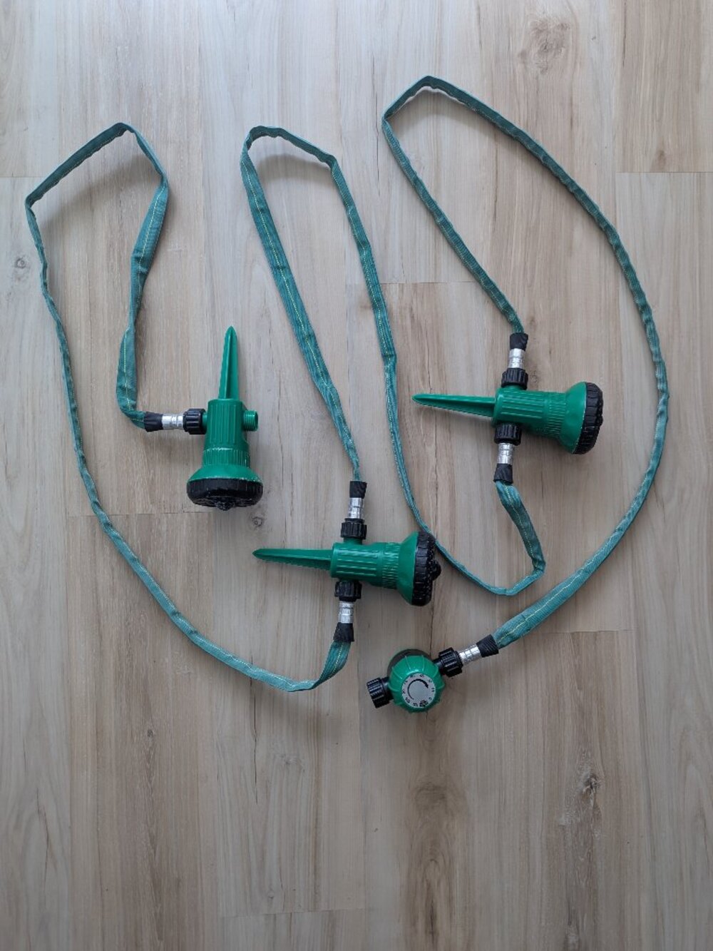 Lawn sprinkler system, 15-foot coverage